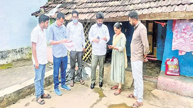 ప్రభుత్వ కార్యాలయాలకు వెళ్లకుండానే పౌర సేవలు 