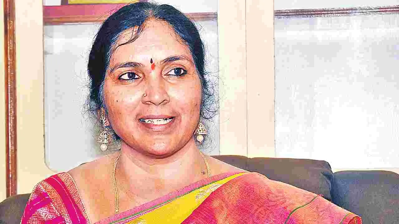 Padma Devender Reddy: కేసీఆర్‌కు మచ్చ తెచ్చింది కవితే!