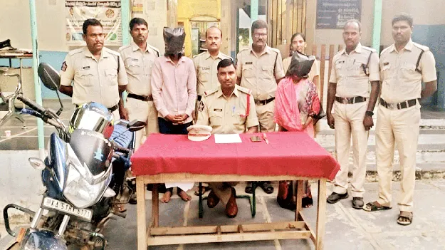 భర్త హత్యకేసులో భార్య, ప్రియుడు అరెస్టు 