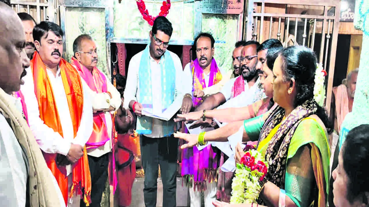 TEMPLE: భగవంతుడి సేవకు మించినది ఏదీలేదు