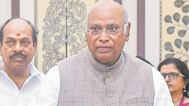 Mallikarjun Kharge: ఎన్డీయేది నైతికంగా పరాజయమే
