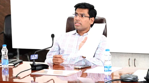 శ్రీకాళహస్తిలో ఏం జరుగుతోంది?