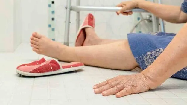 Bathroom Falling Risk: మీ ఇంట్లో చాలా డేంజరస్ ప్రదేశం ఏదో తెలుసా.. కార్డియాలజిస్టు వీడియో వైరల్