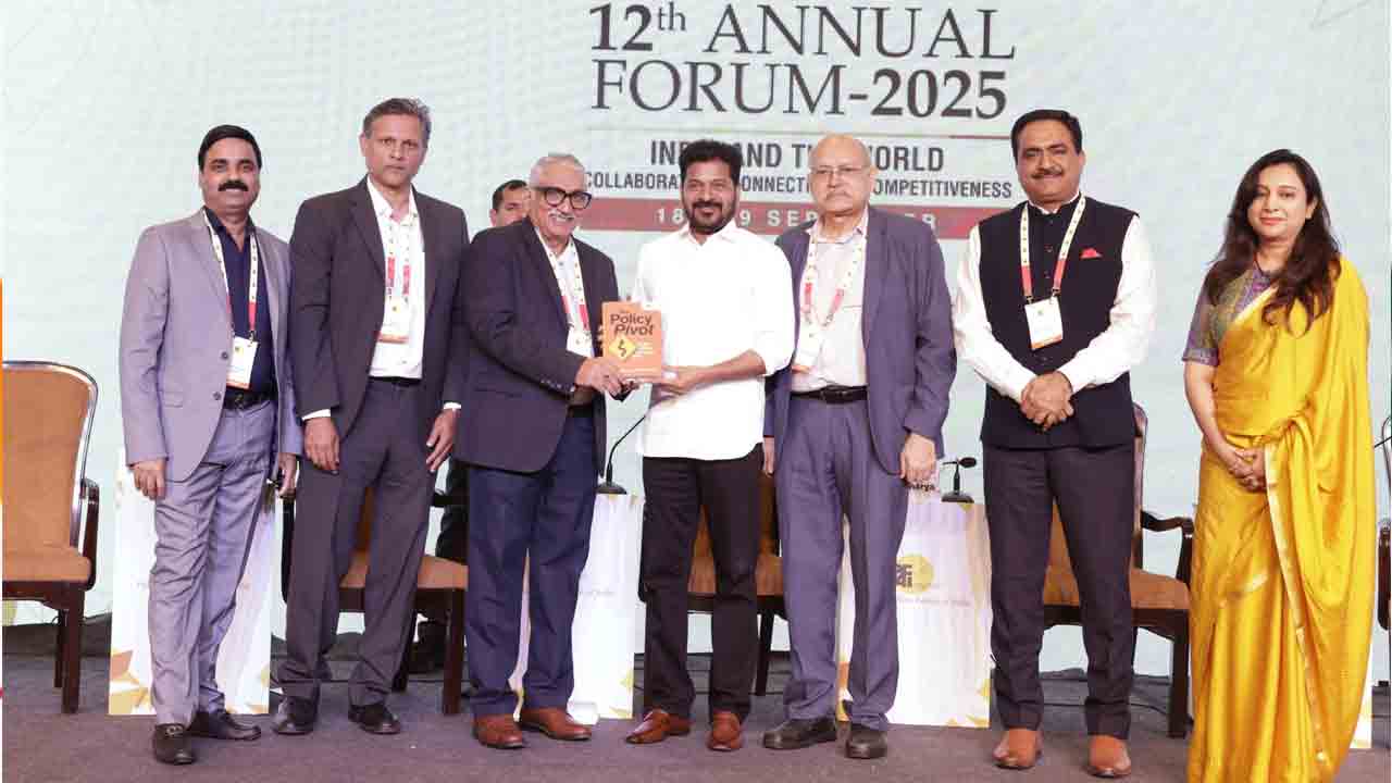 CM Revanth Reddy: ఢిల్లీలో ప‌బ్లిక్ ఎఫైర్స్ ఫోరం ఆఫ్ ఇండియా సదస్సులో పాల్గొన్న సీఎం రేవంత్‌