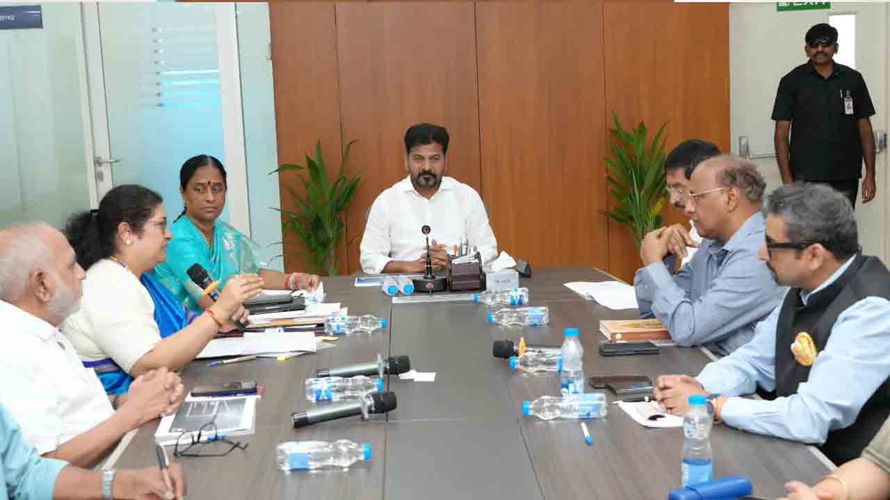 CM Revanth Reddy: గోదావరి పుష్కరాల ఏర్పాట్లపై సీఎం రేవంత్‌రెడ్డి సమీక్ష