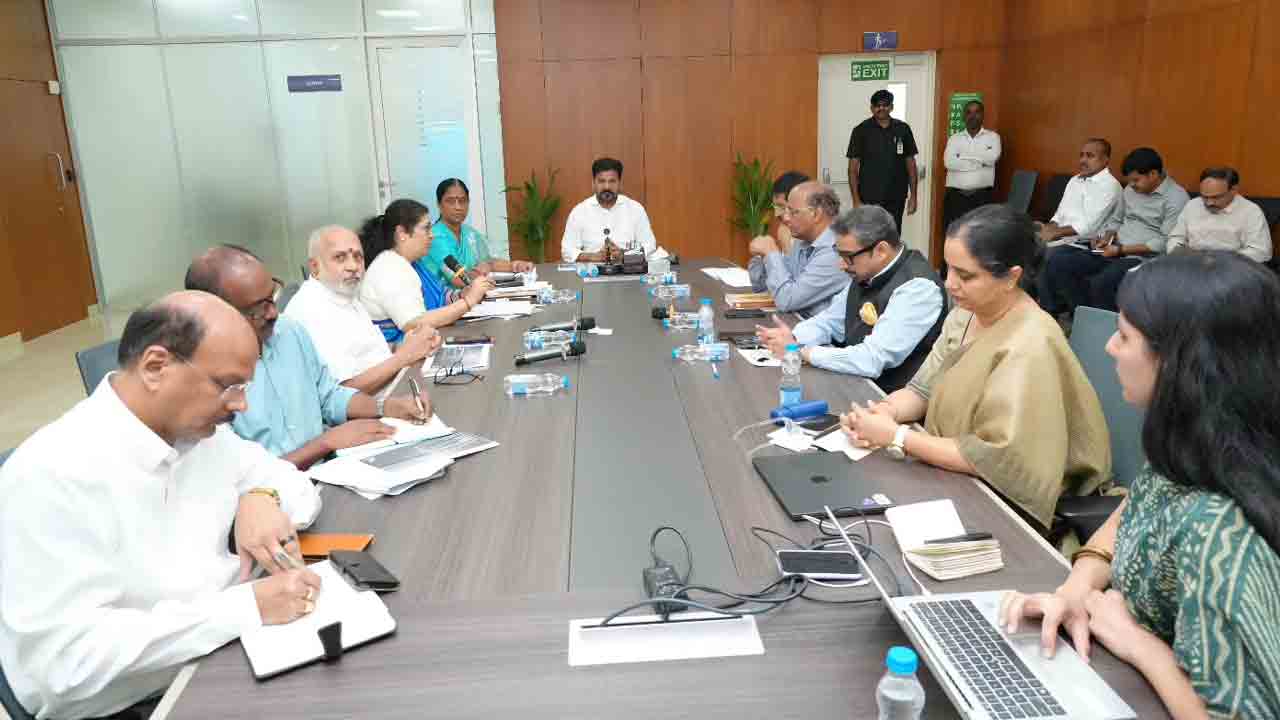 CM Revanth Reddy: గోదావరి పుష్కరాల ఏర్పాట్లపై సీఎం రేవంత్‌రెడ్డి సమీక్ష