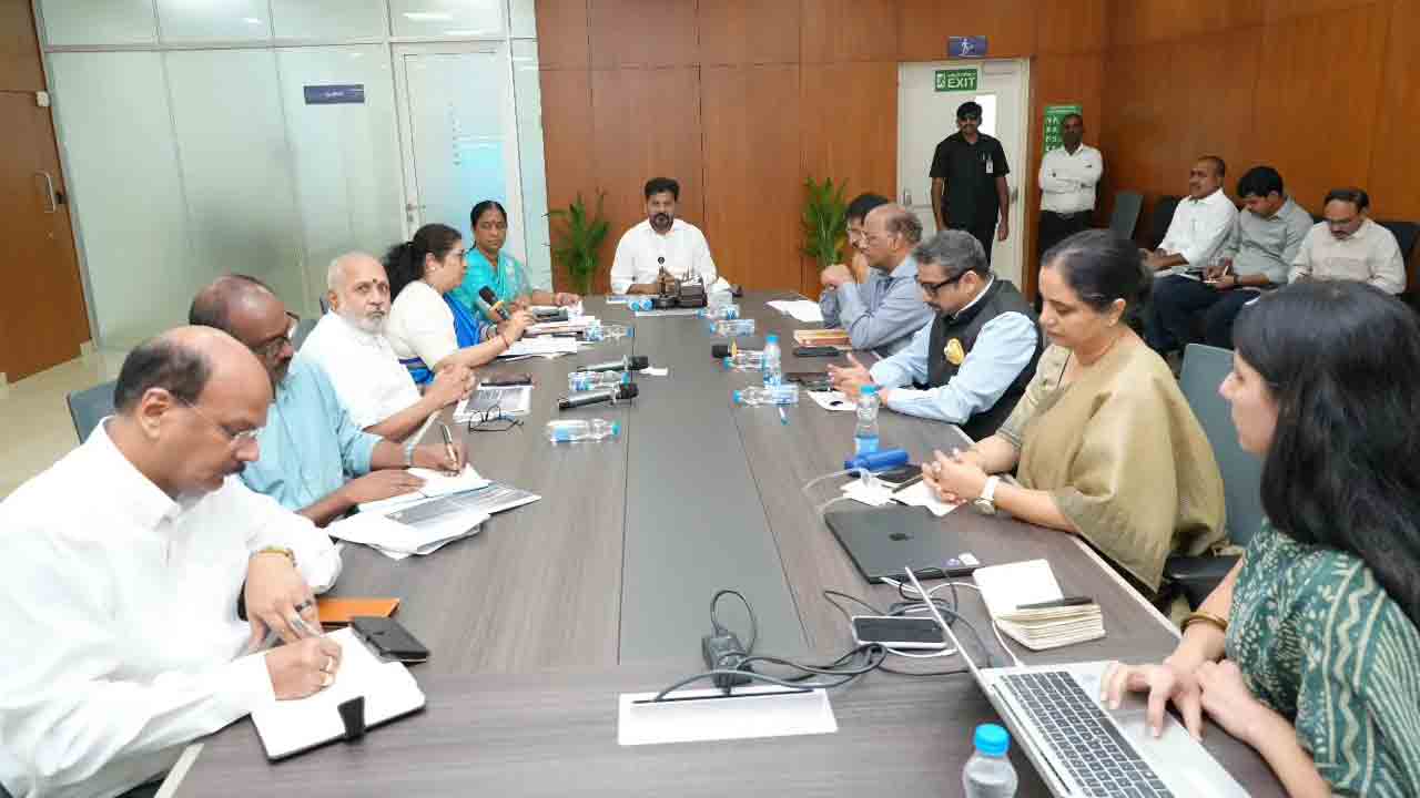 CM Revanth Reddy: గోదావరి పుష్కరాల ఏర్పాట్లపై సీఎం రేవంత్‌రెడ్డి సమీక్ష