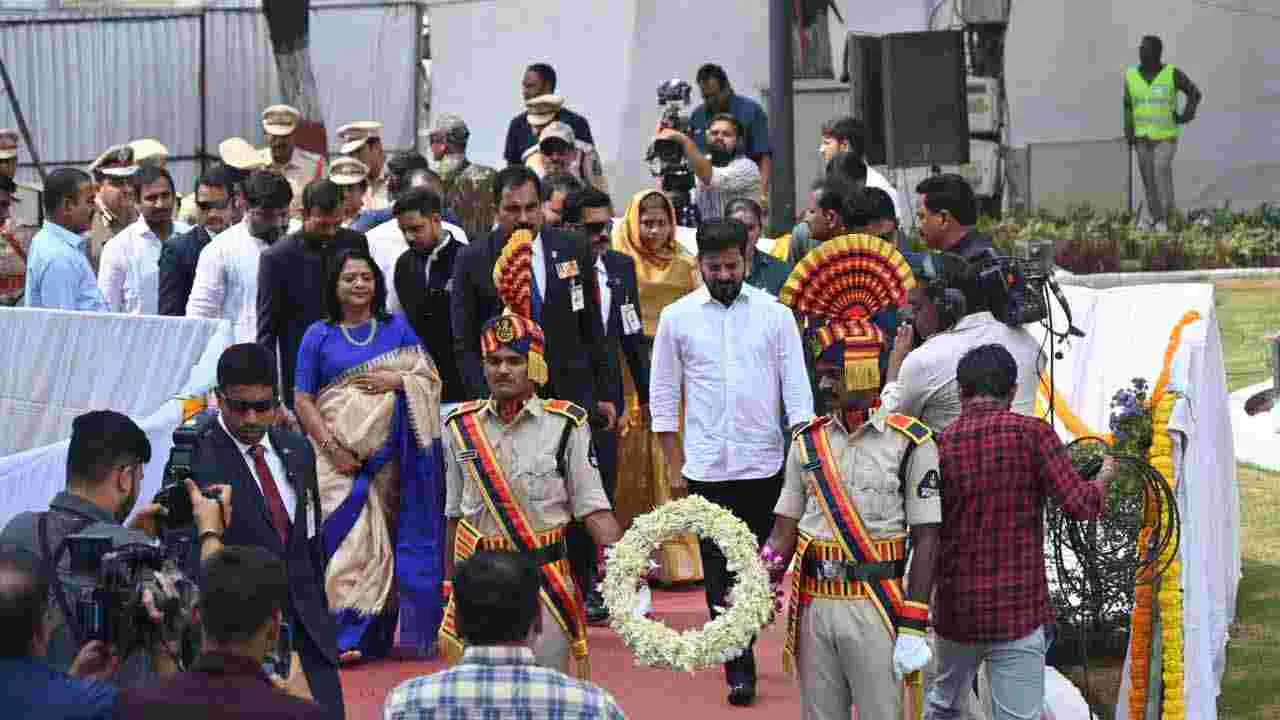 గన్‌పార్క్‌లో అమర వీరులకు సీఎం రేవంత్ ఘన నివాళి | CM Reventh Reddy ...