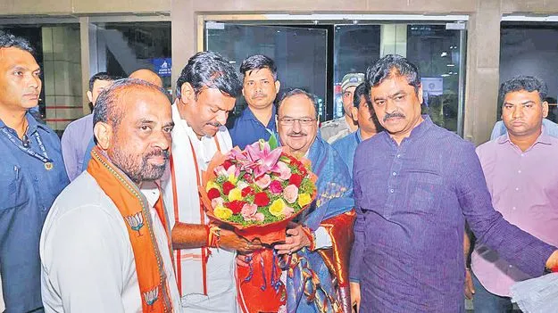BJP state president Madhav: నాడు మూడు రాజధానులంటూప్రాంతాల మధ్య జగన్‌ చిచ్చు
