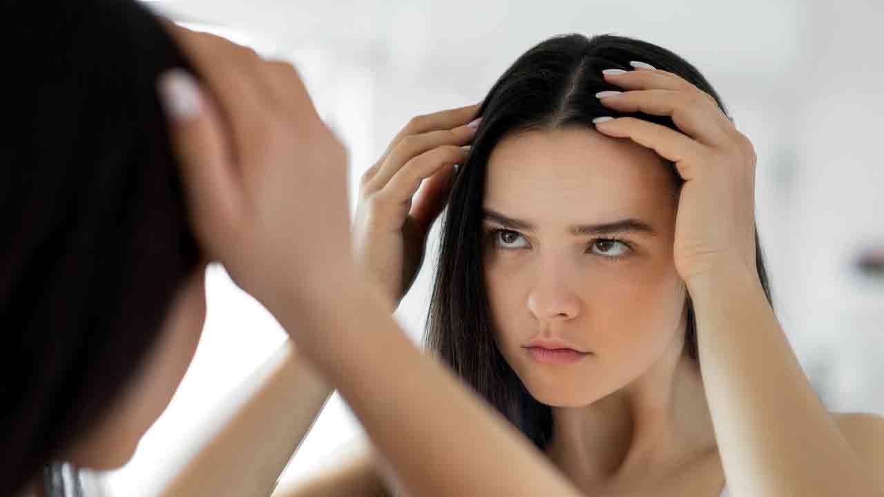 Hair health tips: మెంతుల నీటిని జుట్టుకు రాస్తే ఎన్ని లాభాలున్నాయో తెలుసా.. 