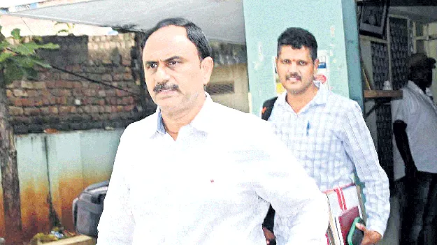 తొలి విడత విచారణ తూచ్‌