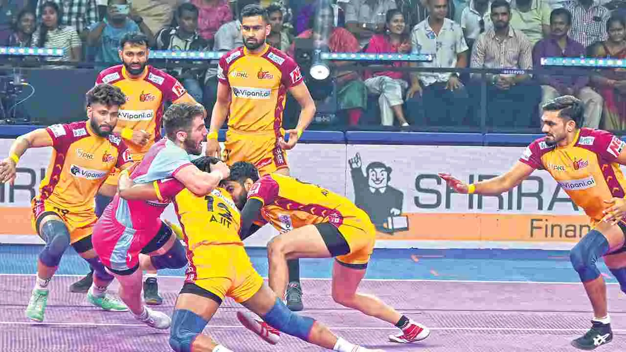 Telugu Titans Secure First Win: తెలుగు టైటాన్స్‌ తొలి గెలుపు
