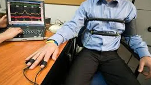 Lie Detector Tests: కేసీఆర్‌ కుటుంబానికి లైడిటెక్టర్‌ పరీక్షలు చేయాలి