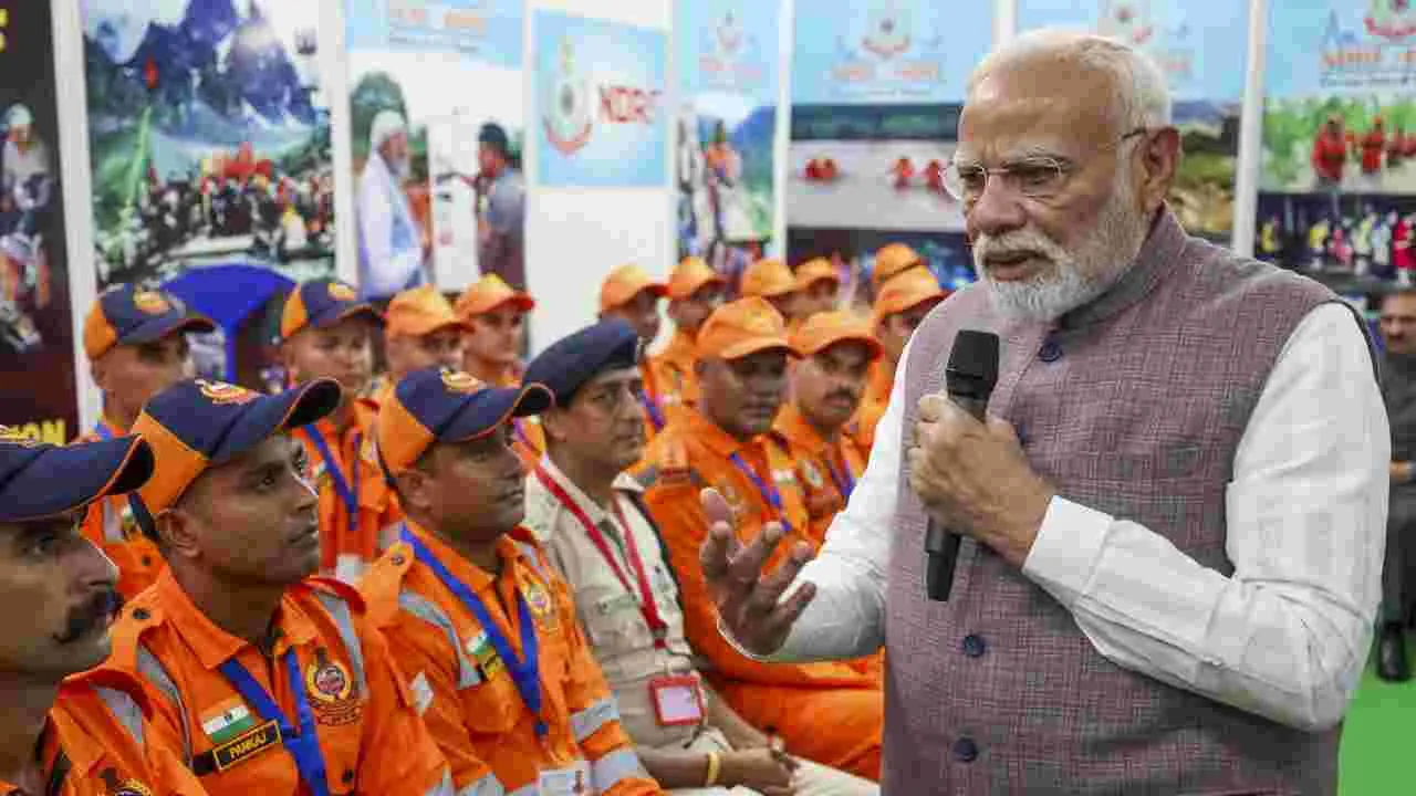 PM Narendra Modi: ఒకే ఒక్కడు.. మోదీ