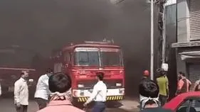 హైదరాబాద్‌ రాజేంద్రనగర్‌లో భారీ అగ్నిప్రమాదం..