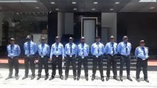 Tirumala Security: కొండపై తిష్టవేసిన వారి తరలింపు