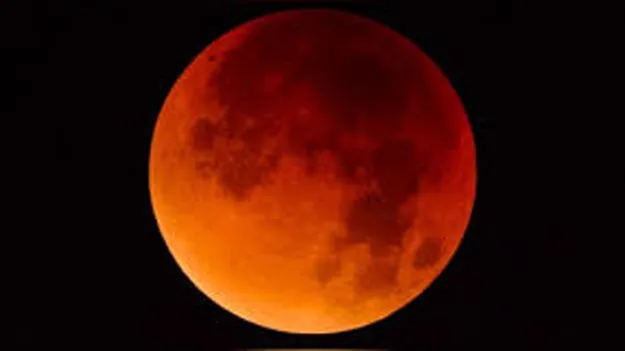 Longest Lunar Eclipse: రేపు సంపూర్ణ చంద్రగ్రహణం