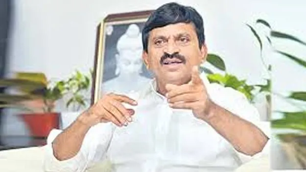 Minister Ponguleti Responds Positively: రిటైర్డ్‌ జర్నలిస్టులకు పింఛను ఇవ్వాలి