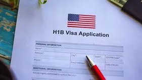 H-1B Visa Deportation: భారతీయులకు మద్దతుగా అమెరికన్.. వాళ్లను పంపించేస్తే అమెరికాకే నష్టం అంటూ పోస్టు
