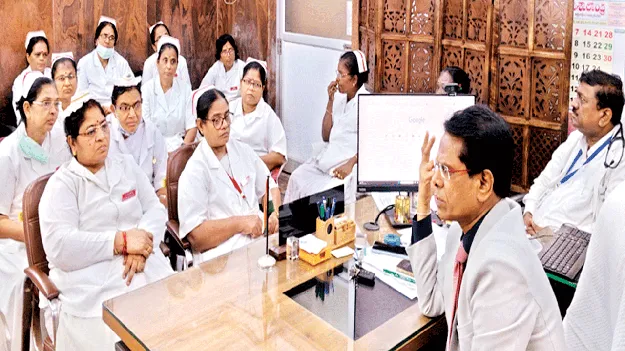 నర్సింగ్‌ సిబ్బంది పనితీరు మారాల్సిందే 
