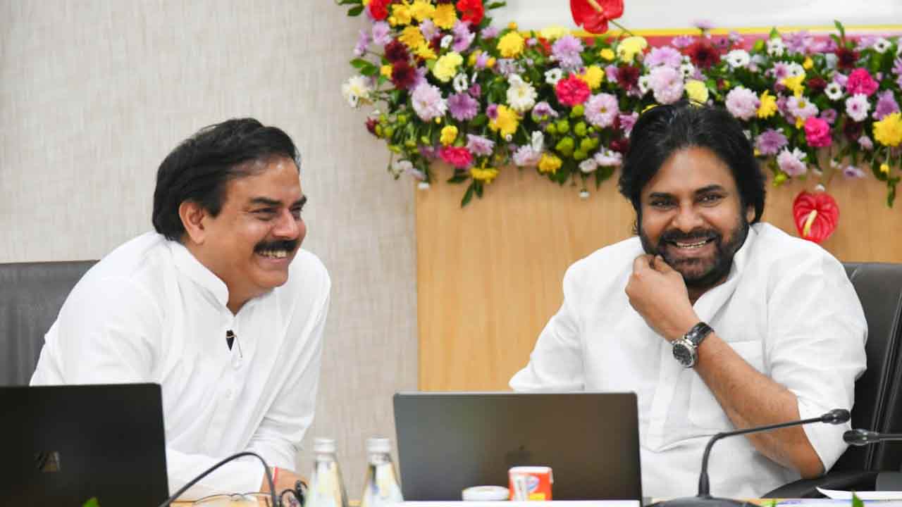 సీఎం చంద్రబాబు అధ్యక్షతన రెండో రోజు జిల్లా కలెక్టర్ల సదస్సు
