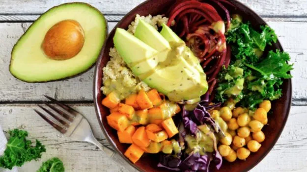 Foods to Boost Immunity: సీజనల్ ఇన్ఫెక్షన్లకు చెక్ పెట్టే 6 పౌష్టిక ఆహారాలు ఇవే.!