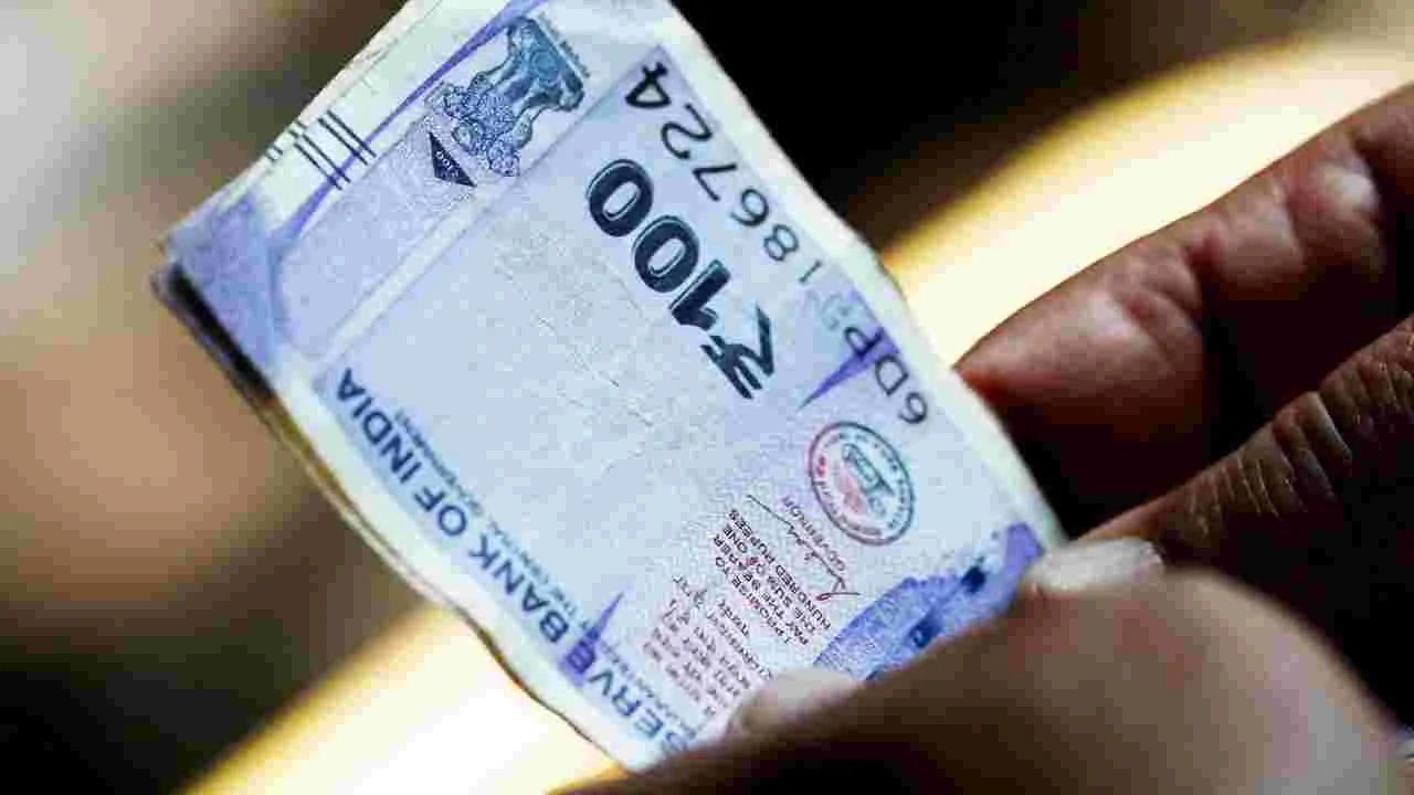 India Rupee Hits Low: ట్రంప్ సుంకాల ఎఫెక్ట్.. రూపాయి విలువ మరింతగా పతనం