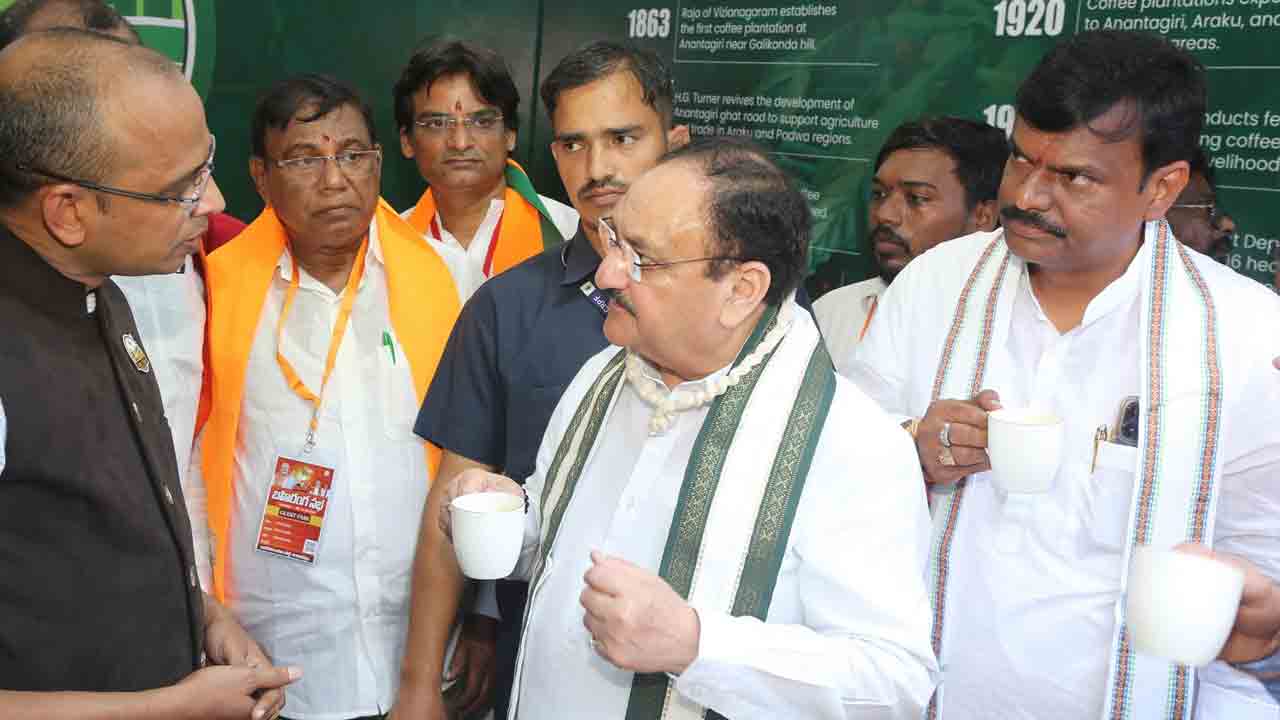 JP Nadda: విశాఖపట్నంలో సారథ్యం  సభ.. హాజరైన జేపీ నడ్డా