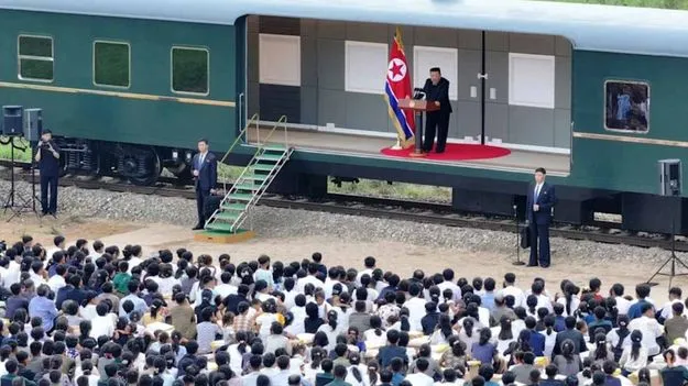 Kim Jong: చైనా పర్యటన.. బుల్లెట్ ప్రూఫ్ రైల్లో బయలుదేరిన ఉత్తరకొరియా అధ్యక్షుడు