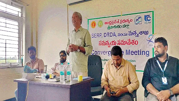 మహిళలు పారిశ్రామికవేత్తలుగా ఎదగాలి