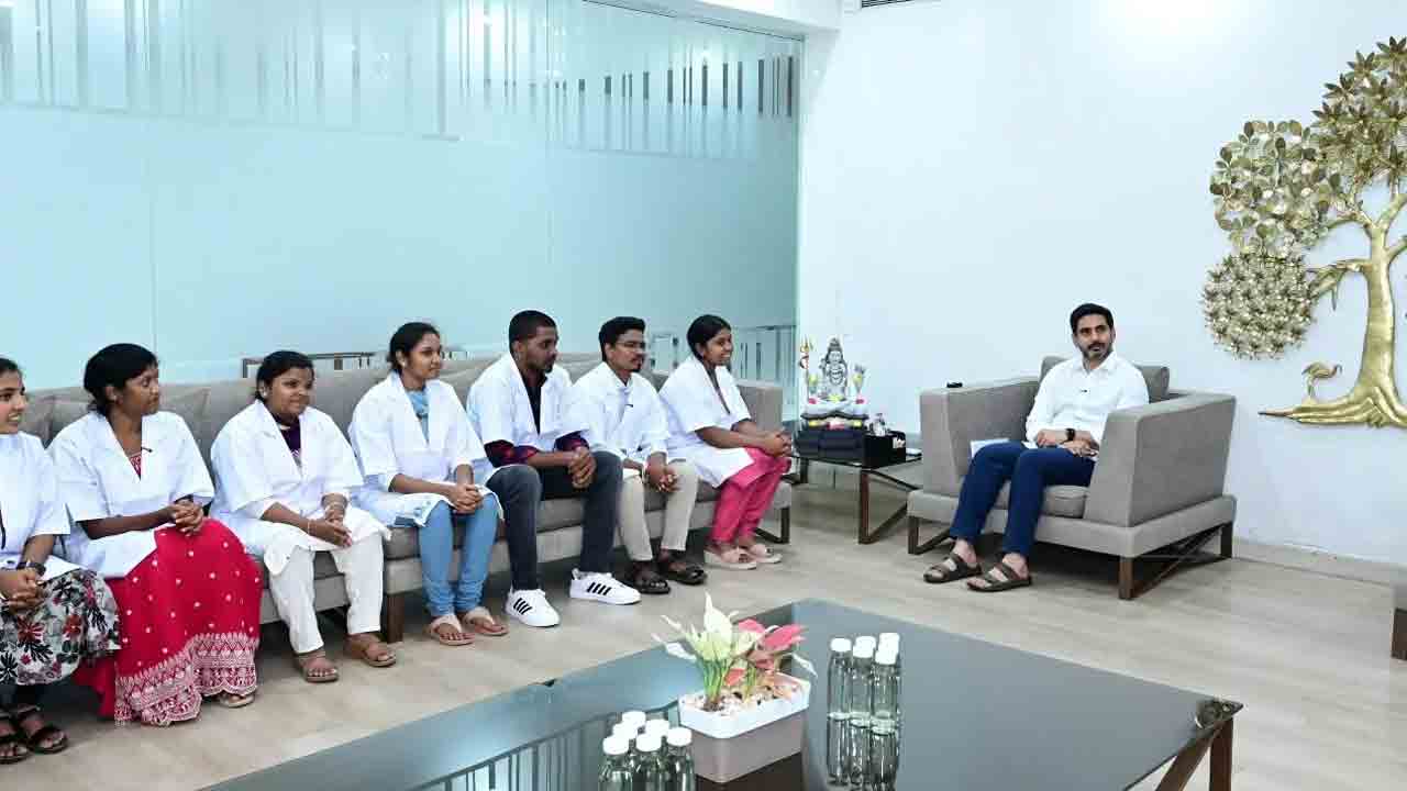 Minister Nara Lokesh: మంత్రి నారా లోకేష్‌ను కలిసిన నర్సింగ్, హెల్త్ కేర్ ప్రొఫెషనల్స్‌