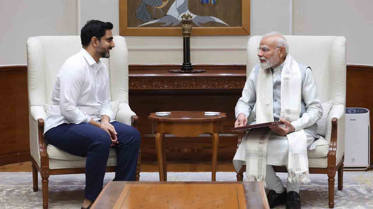 ప్రధాని మోదీతో మంత్రి నారా లోకేష్ భేటీ