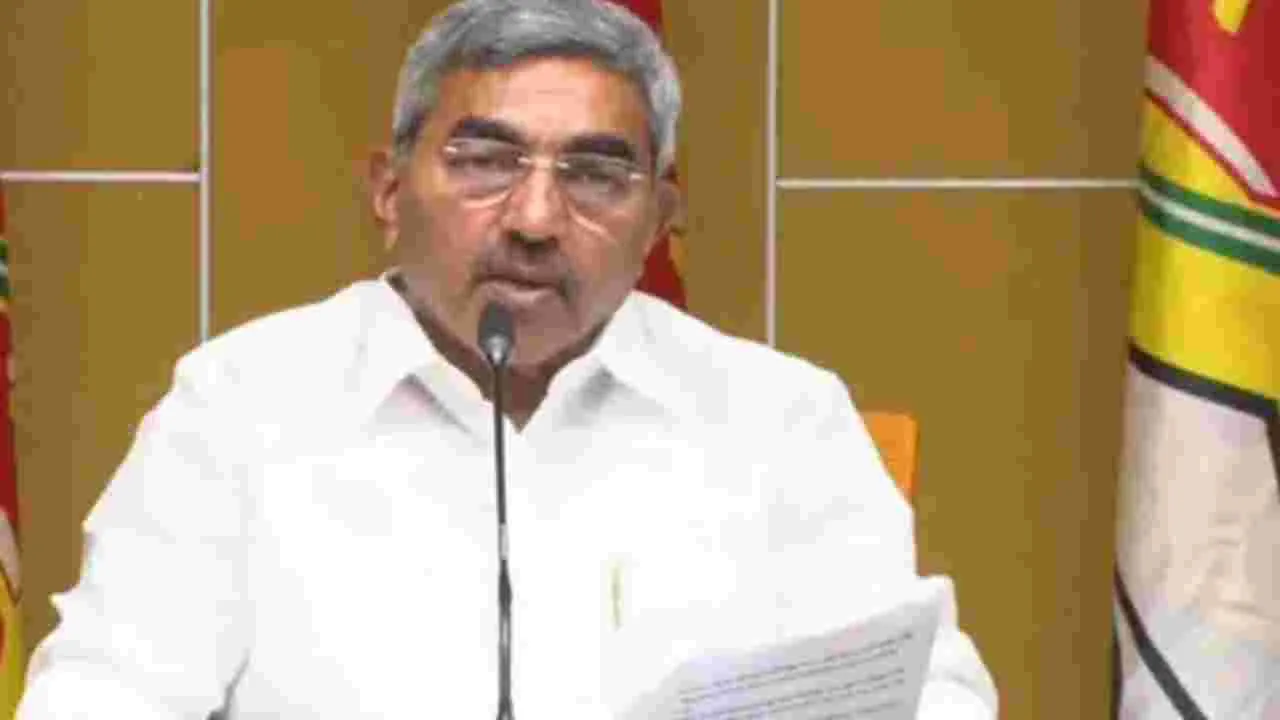 Alapati Fires Ysrcp: కర్నూలు బస్సు దుర్ఘటనపై వైసీపీ దుష్ప్రచారం.. ఆలపాటి ఫైర్