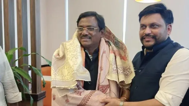 NRI: గల్ఫ్ దేశాలు తెలంగాణ వారికి ఉపాధిని ఇచ్చే కల్పతరువు: మంత్రి గడ్డం వివేక్ 