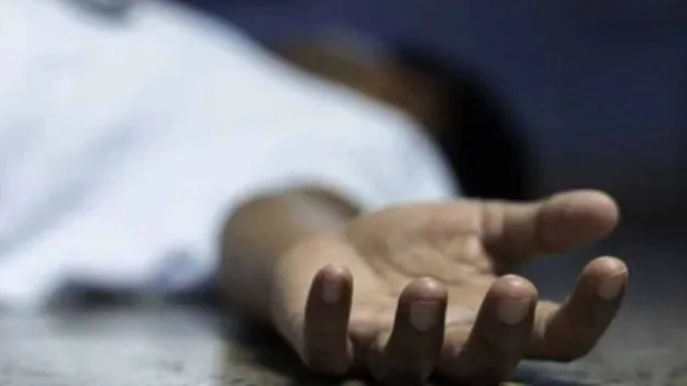 Horror In Medaram Forest: మేడారం అడవుల్లో దారుణం.. యువకుడి సజీవ దహనం 