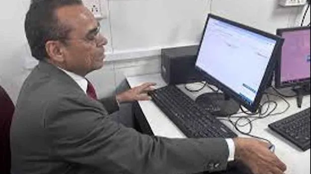 Biometric System: రైల్వే టీటీఐలకూ బయోమెట్రిక్‌ 