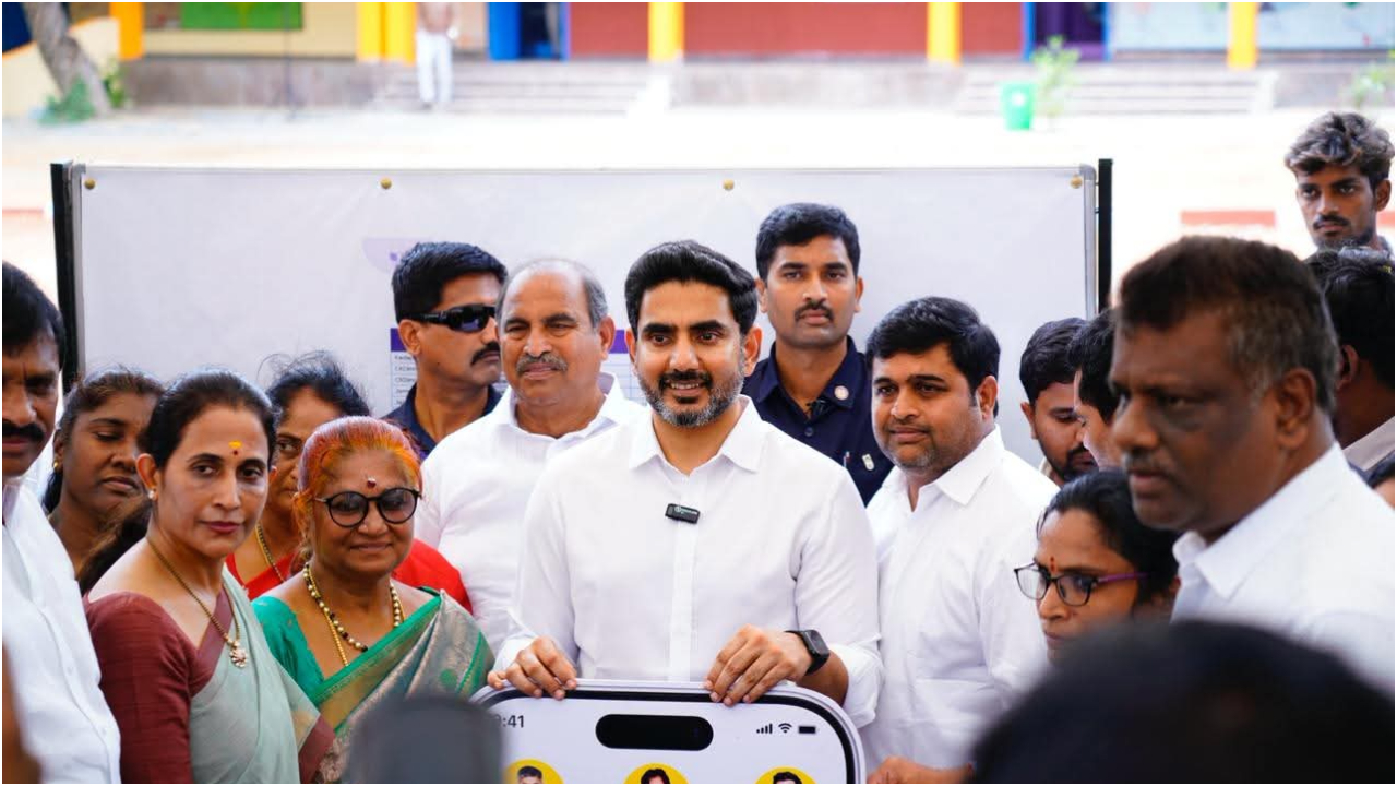 Nara Lokesh: అడ్వాన్స్‌డ్ స్మార్ట్ కిచెన్లను ప్రారంభించిన మంత్రి నారా లోకేష్
