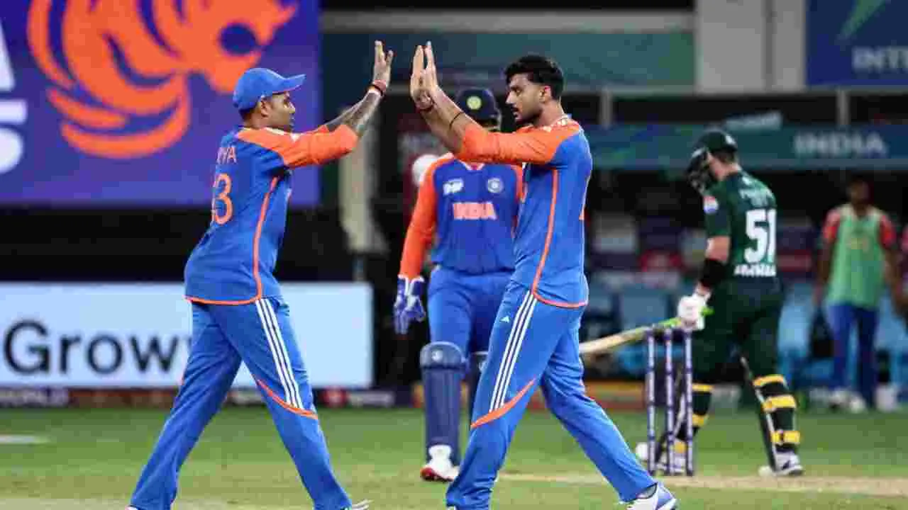 PCB protest no handshake: షేక్ హ్యాండివ్వని భారత క్రీడాకారులు.. ఫిర్యాదుకు సిద్ధమైన పీసీబీ