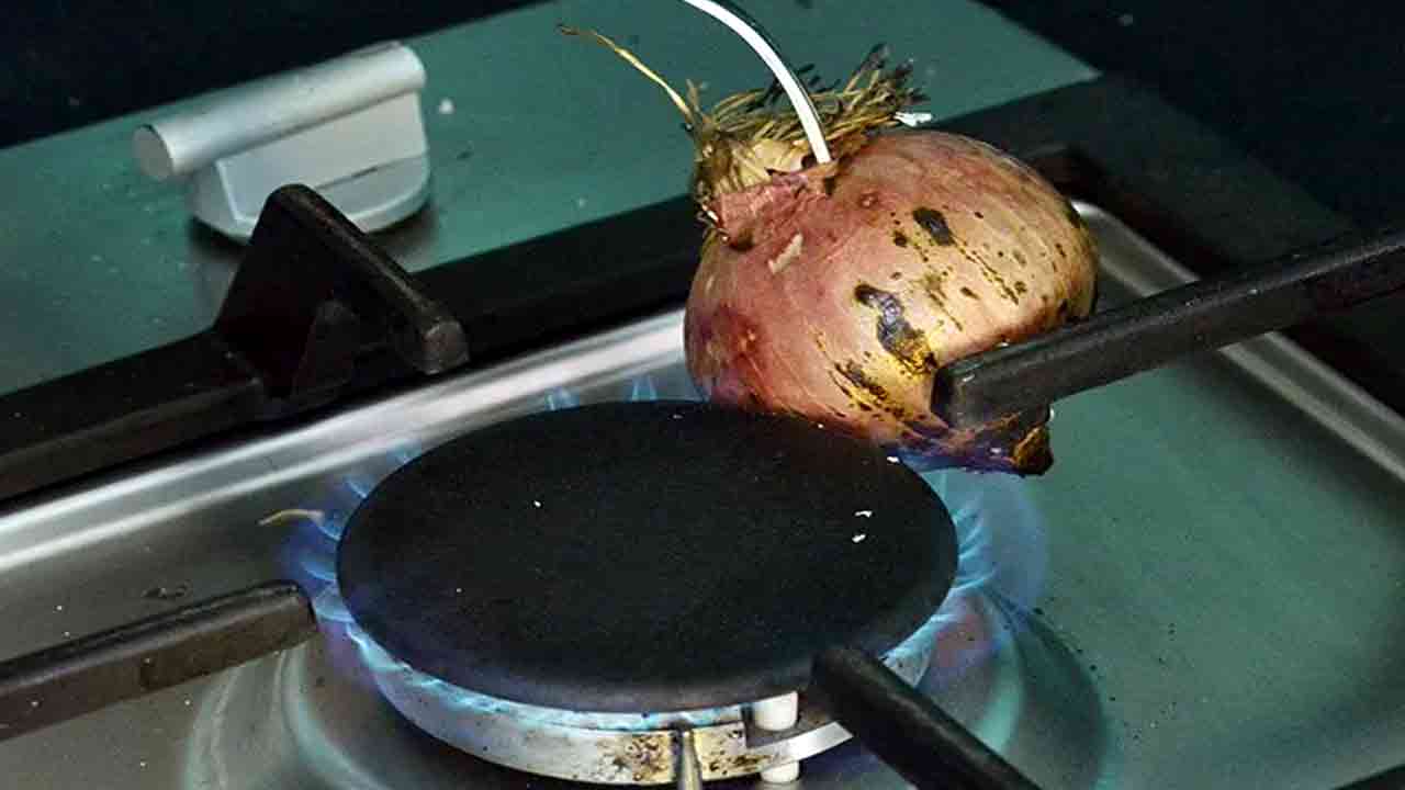 Hair Health: బాదంతో ఇలా చేశారంటే.. వృద్ధాప్యంలోనూ మీ జుట్టు నల్లగానే ఉంటుంది..