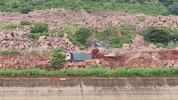 మళ్లీ మట్టి దందా