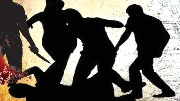 ఆగని రౌడీషీటర్ల ఆగడాలు