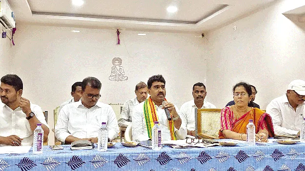 చిత్తశుద్ధితో విధులు నిర్వహించాలి: శంకర్‌