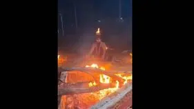 Chandra Grahan 2025: బాబోయ్.. అర్ధరాత్రి తలపై కుంపటి పెట్టుకుని..