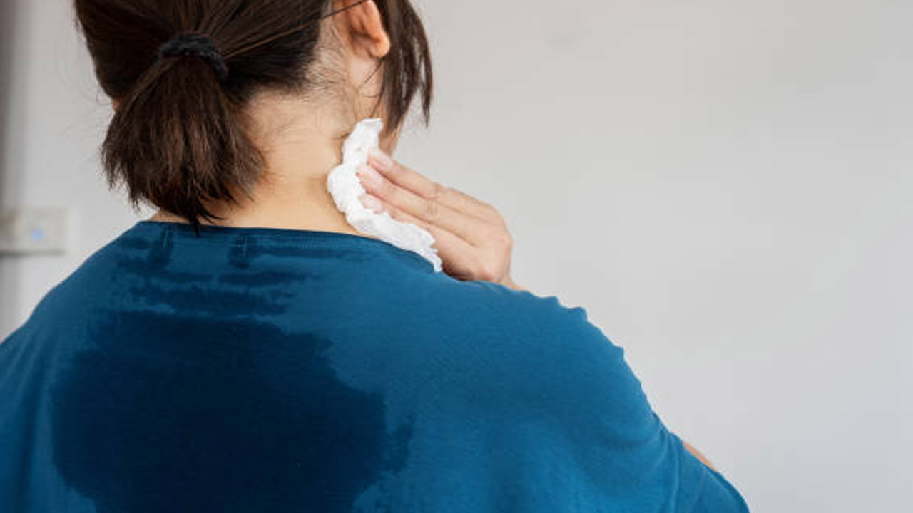 Remove Sweat: రూ. 20తో మీ చెమట దుర్వాసన తొలగించుకోండి