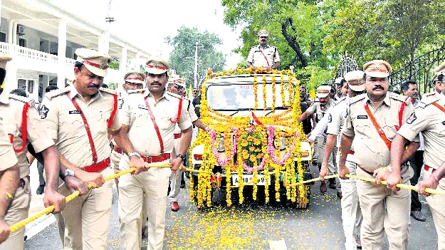 ఎస్పీ దామోదర్‌కు ఘనవీడ్కోలు