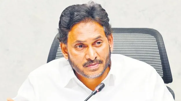 Jagan: ప్రతి ఒక్కరికీ వార్నింగ్‌ ఇస్తున్నా