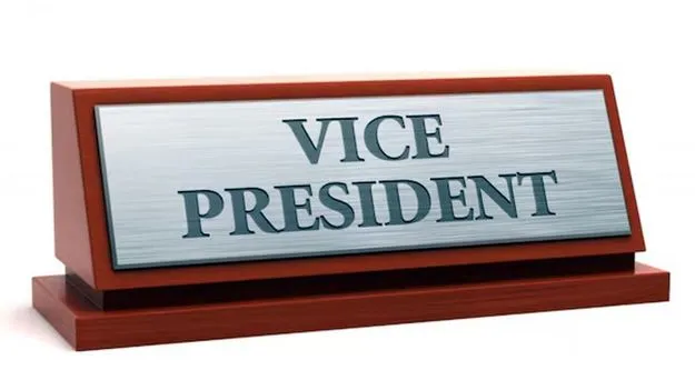 Indian Parliament: ఉపరాష్ట్రపతికి రెగ్యులర్‌ వేతనం లేదు