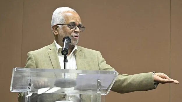 EX Justice Sudarshan Reddy: దేశంపై ప్రేమ ఉంటే నన్ను గెలిపించండి