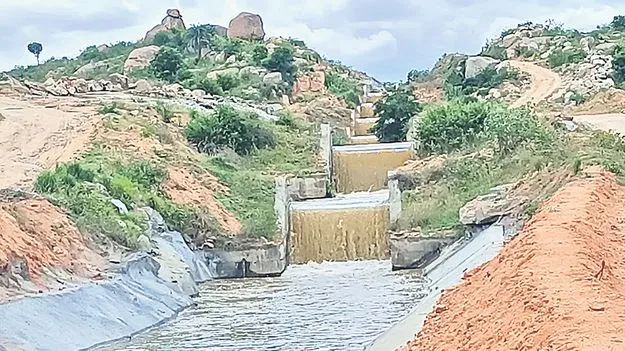 Water Supply: కుప్పంలో జల సిరుల సవ్వడి