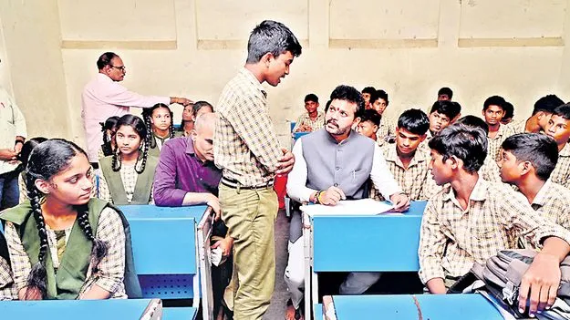 NTR Municipal High School: శ్రీకాకుళంలో హైస్కూల్‌ను దత్తత తీసుకున్న కేంద్ర మంత్రి